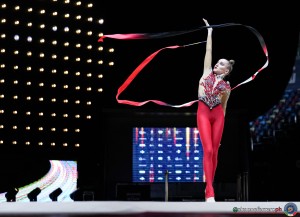 aa f karika polina ukr ph simone ferraro sfa06939 copia